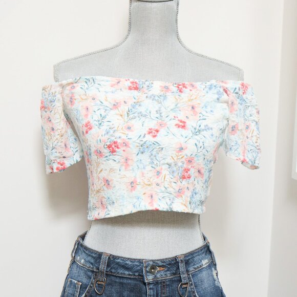 Pastel Floral Off the Shoulder Tee 🌸 HOLLISTER - Picture 1 of 5